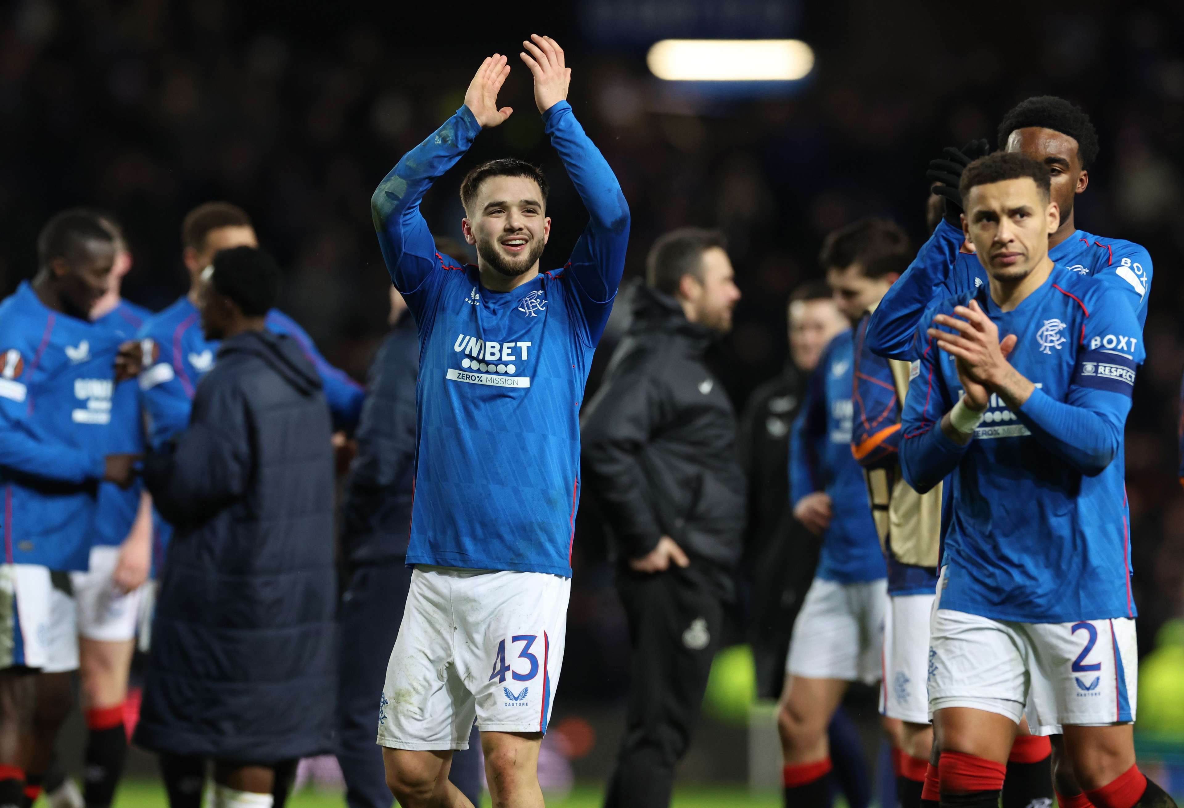 牌价值和市 牌价值和市