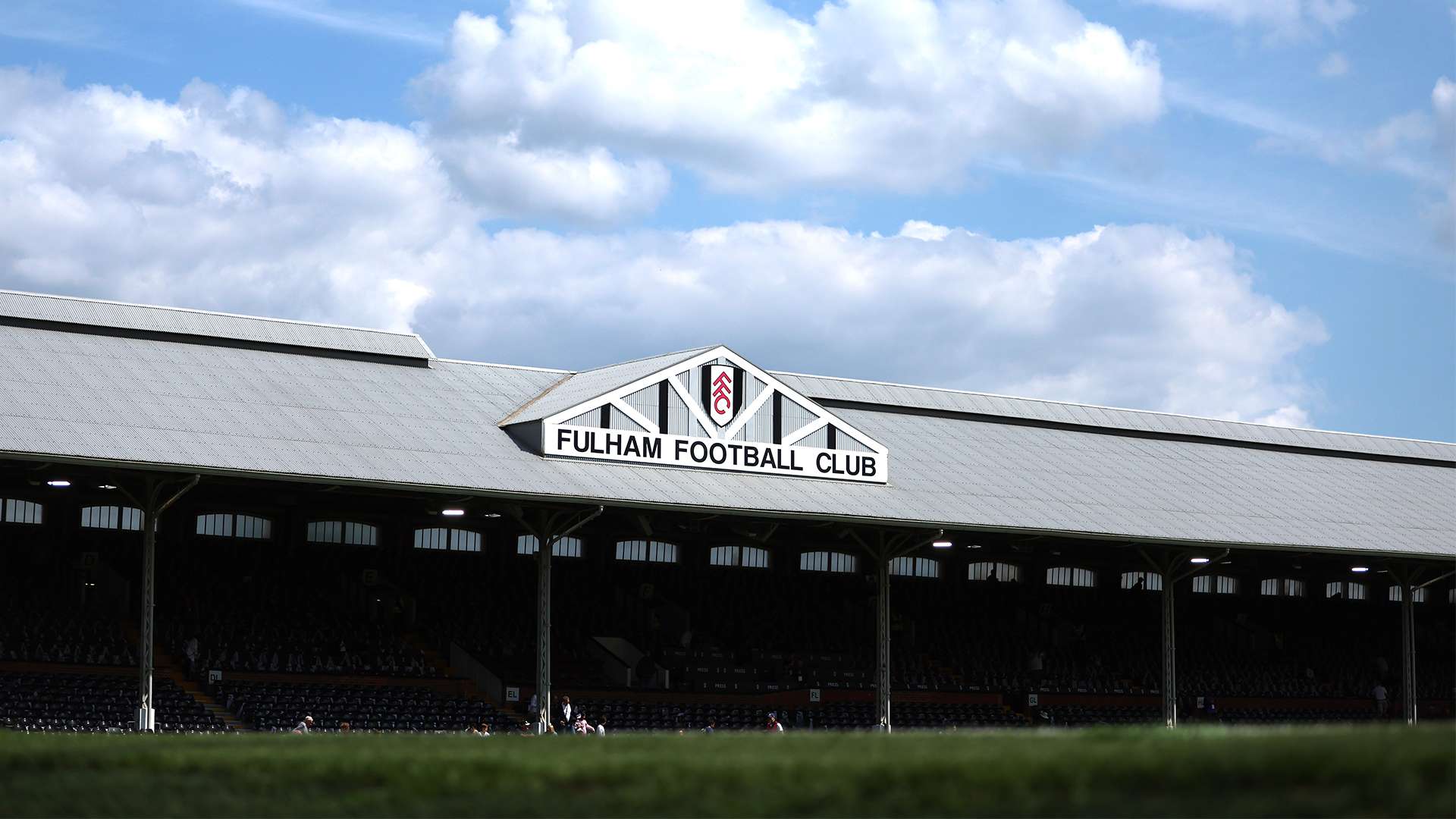 一些球队在 一些球队在